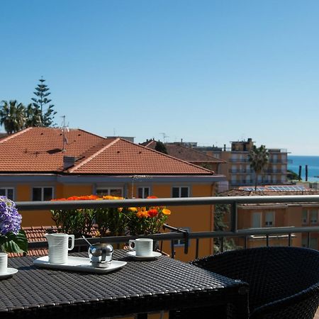 Hotel Ristorante La Marina Mhotelsgroup سان بارتولومِيو آل ما المظهر الخارجي الصورة