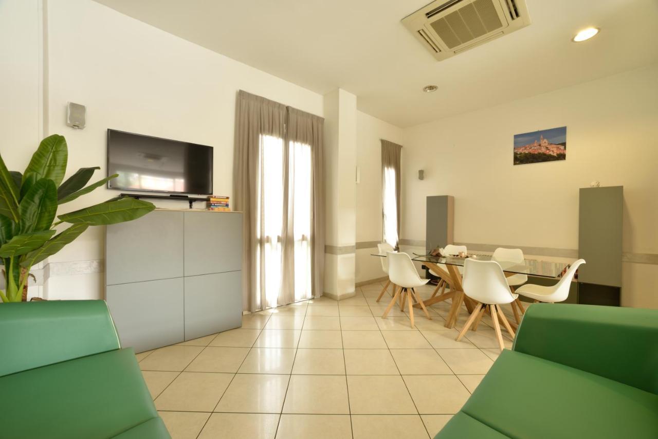Hotel Ristorante La Marina Mhotelsgroup سان بارتولومِيو آل ما المظهر الخارجي الصورة