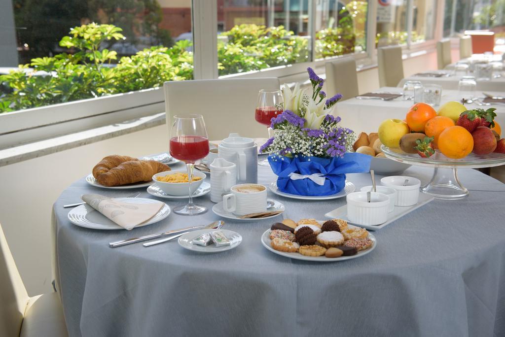 Hotel Ristorante La Marina Mhotelsgroup سان بارتولومِيو آل ما المظهر الخارجي الصورة