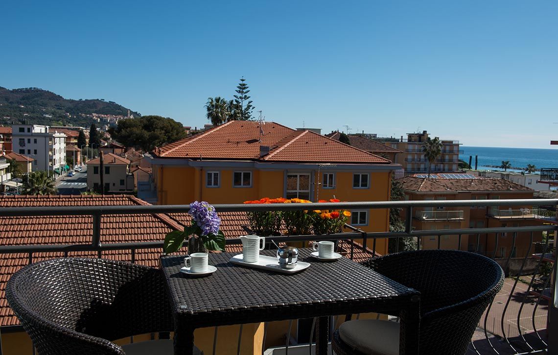 Hotel Ristorante La Marina Mhotelsgroup سان بارتولومِيو آل ما المظهر الخارجي الصورة